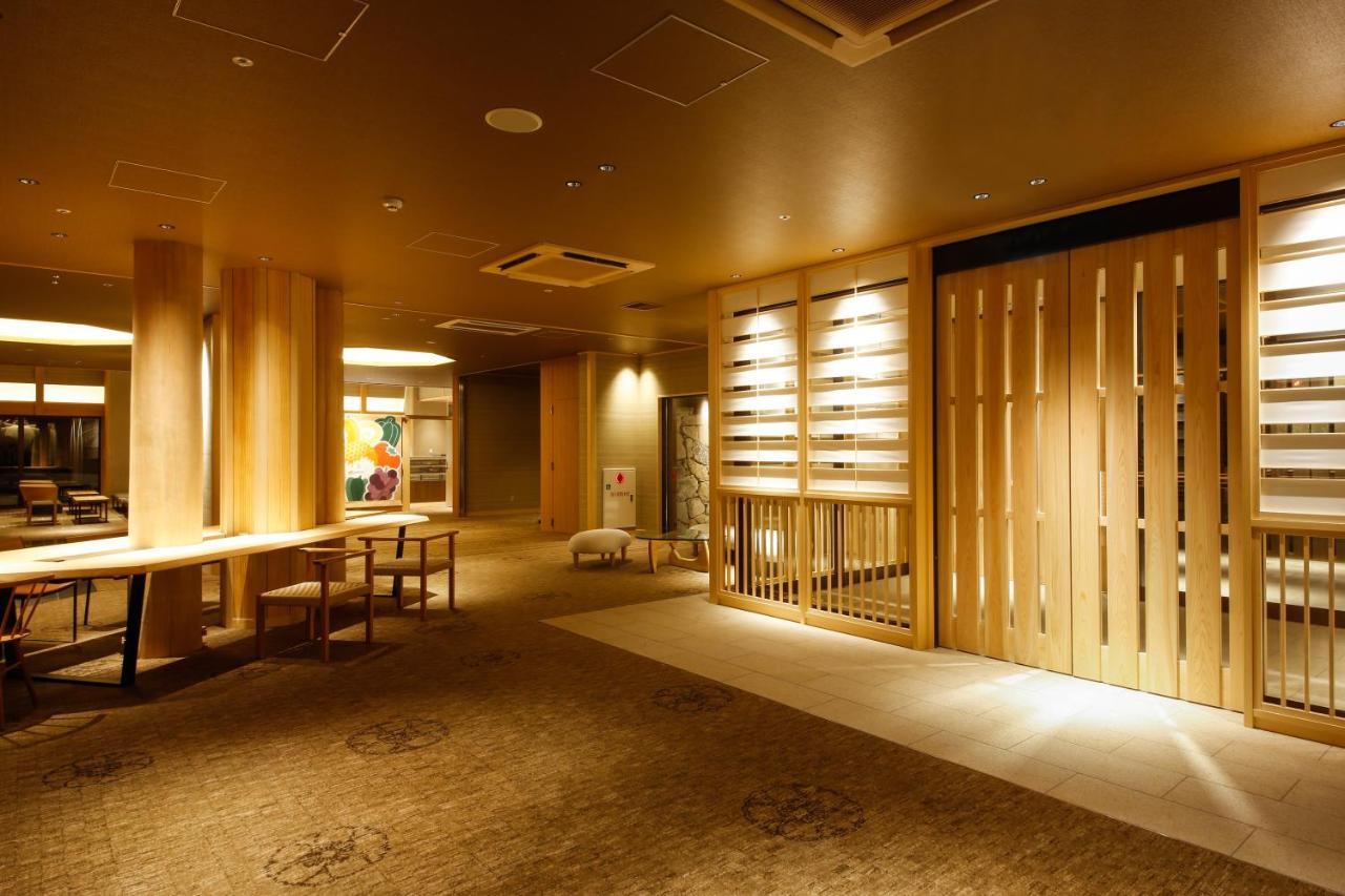 The Shiroyama Terrace Tsuyama Villa מראה חיצוני תמונה